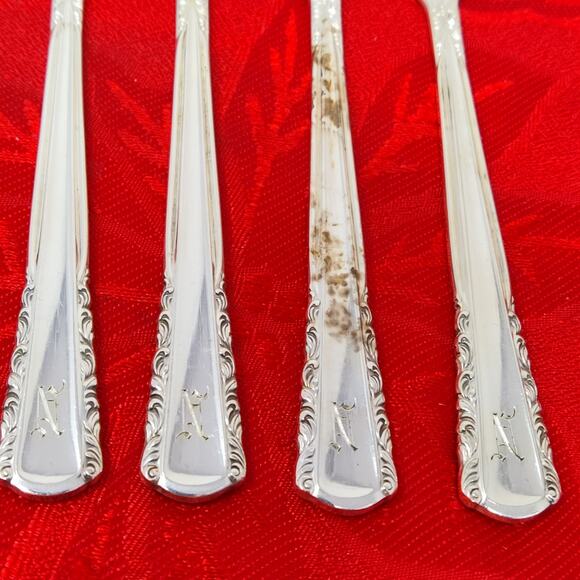 8X BS MAY QUEEN by Holmes & Edwards Silver Plate Butter Jam Spreaders - Picture 6 of 15